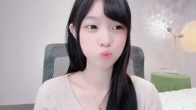 Yoyo33355's Live XXX Chat