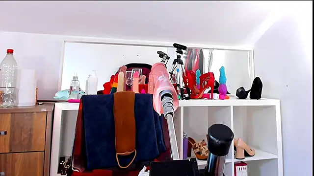 KarlaHartley's Live XXX Chat