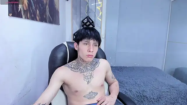 Cry_thereal Live XXX Chat