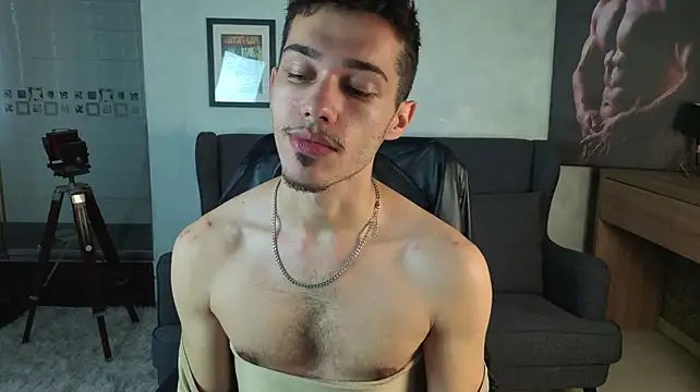 Chatroom XXX en direct de KaydenDrew