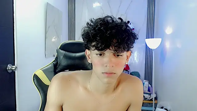 XXX chat uživo modela FUNNY_DICK_