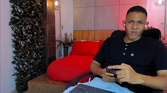 B_Wild Live XXX-chat