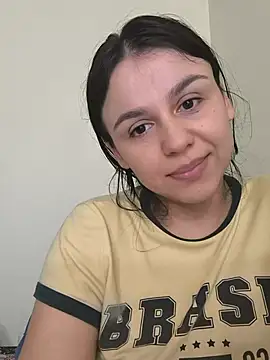 Daniela-rosee Chat XXX in diretta