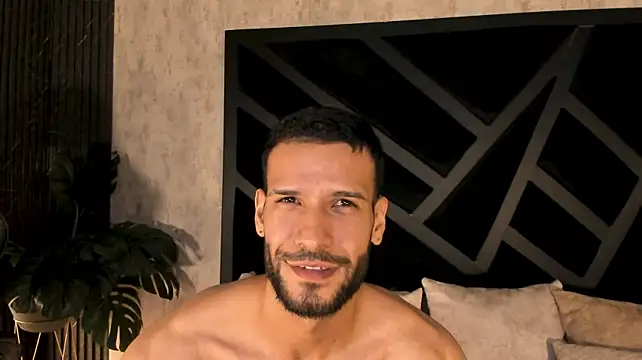 Chat +18 de Jacob_Benelli ao vivo