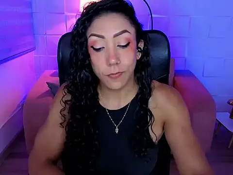 Paola_Leal live XXX chat