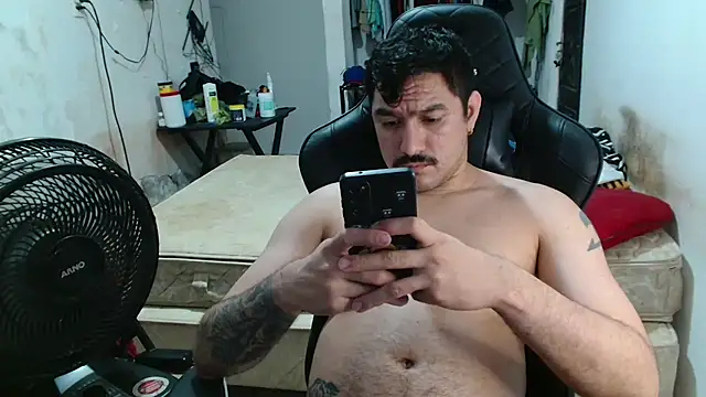 Leonino231n Live XXX chat