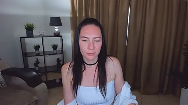 IngaRain Chat XXX in diretta