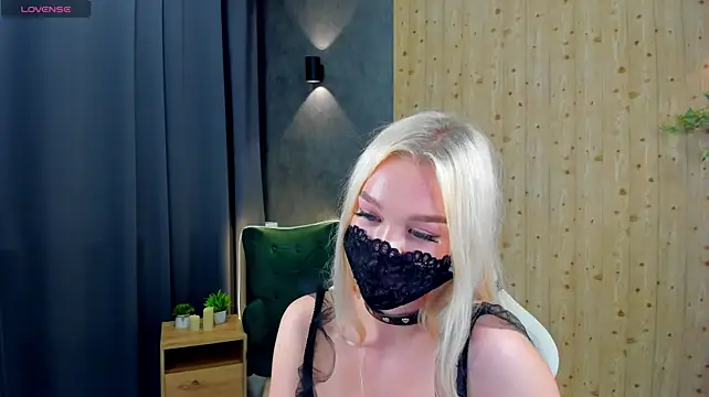 anabelldoll XXX чат на живо