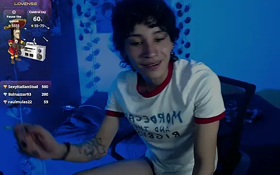 XXX chat uživo modela JohnnyJones_