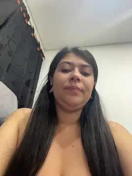 emilyjohanson's Live XXX Chat