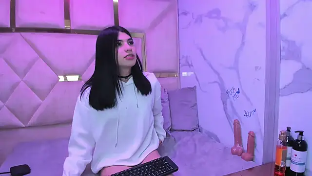 Allisonts69's Live XXX Chat