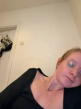 jannis1992's Live XXX Chat