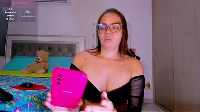 دردشة sharonDulce الجنسية المباشرة