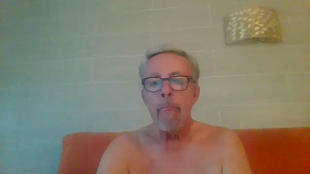 tuggy59n Live XXX chat