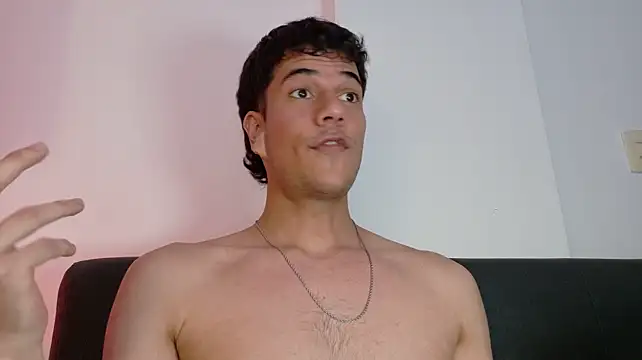 Derek_stud_ লাইভ XXX চ্যাট