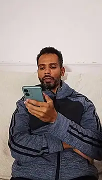 BlackAlphaPrime Adlı Modelin Canlı XXX Sohbeti