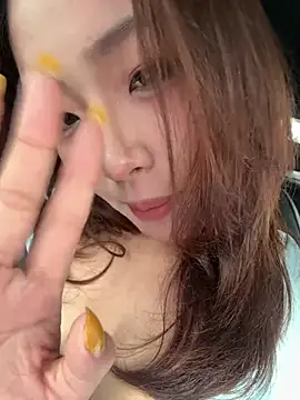 Yomi009 লাইভ XXX চ্যাট
