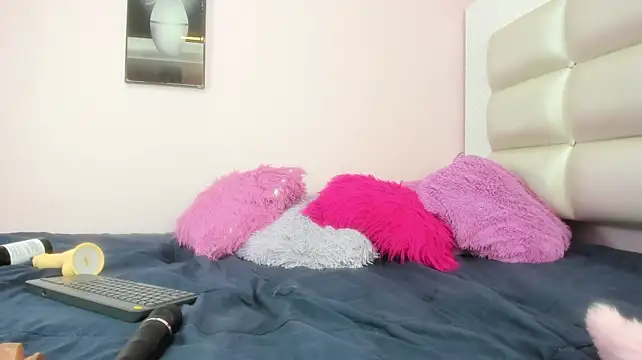 Chat +18 de Nezzukoo ao vivo