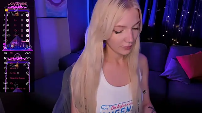 AnyaTaylor_ Chat XXX live