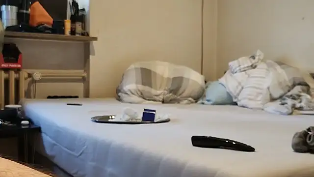 Alphapimmelchen 现场XXX聊天
