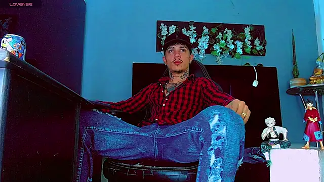 HannibalLester live XXX chat