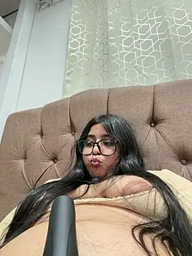 virginbrunette99 Live XXX-Chat