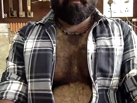 hairy_indian_dad Show in webcam