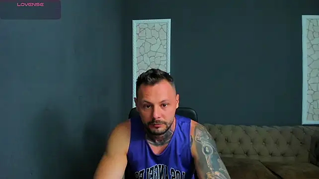Czat XXX na żywo – BrianHunts