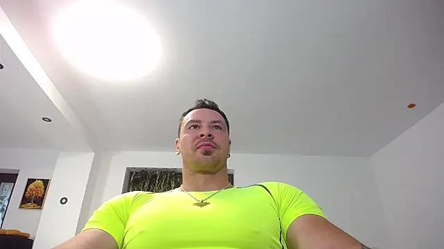 Chatroom XXX en direct de MasterAj69_