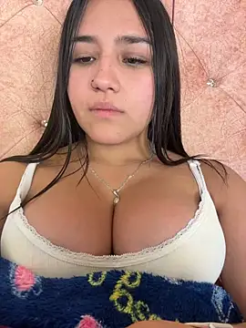 Samantha_fireeのライブXXXチャット