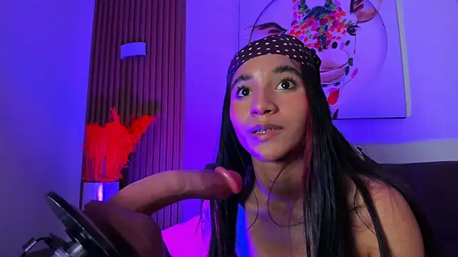 Czat XXX na żywo – Emily_bruss