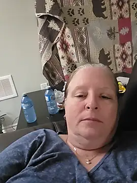 CanadianQueen1973 Live XXX-chat