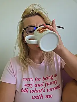 Živý XXX chat KaylinJan