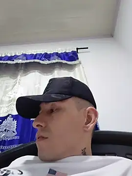jhonatanhotxのウェブカメラショー
