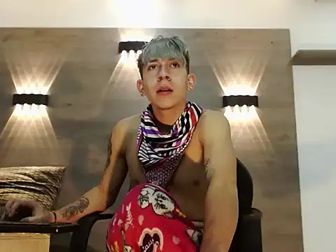 XXX chat uživo modela Gaeliitto
