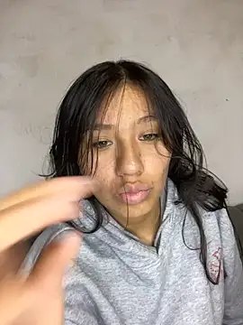 PrincessHot_ Adlı Modelin Canlı XXX Sohbeti