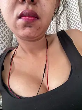 Loviiie Live XXX-Chat