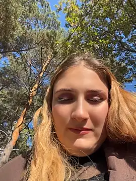 AdelRich Adlı Modelin Canlı XXX Sohbeti