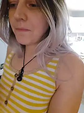 XXX chat uživo modela ScarletsWeb