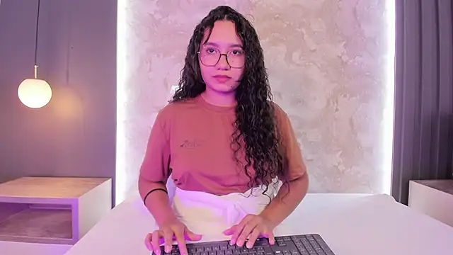 Czat XXX na żywo – alysson_moon_