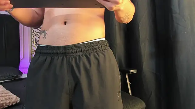 Chat XXX ao vivo de adrian_black86306