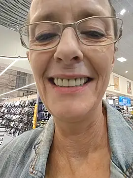 XXX chat uživo modela Sacha_Scorp