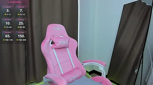 XXX chat uživo modela MagicAlly_