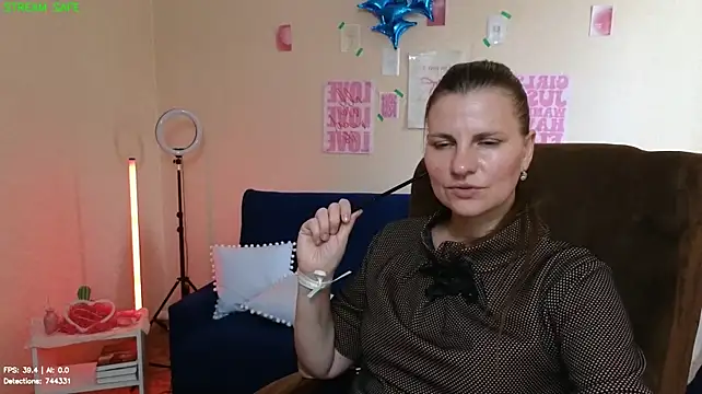 Czat XXX na żywo – Mirabelle_Velvet