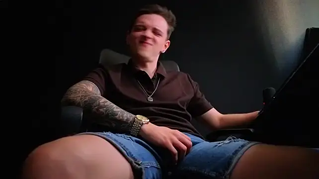 Chat XXX ao vivo de FelixStarkk