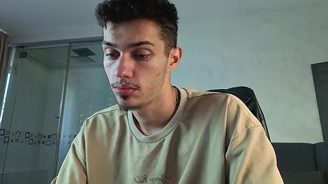 Chat +18 de KaydenDrew ao vivo
