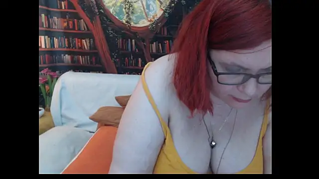 PlayfullMaturen Live XXX chat