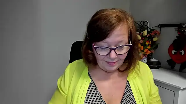 Adelewildx's Live XXX Chat