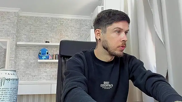 JonahShaw Chat XXX live