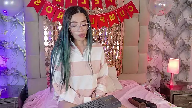 Chat XXX ao vivo de Kristin_Ramirez